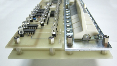 「スイッチ補強板取付けタイプ」のスイッチ実装部分