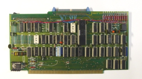 【参考写真】CP/M用S-100バス仕様のフロッピーディスクインターフェイスの業界標準となったターベル社の8インチフロッピーディスクインターフェイスボード